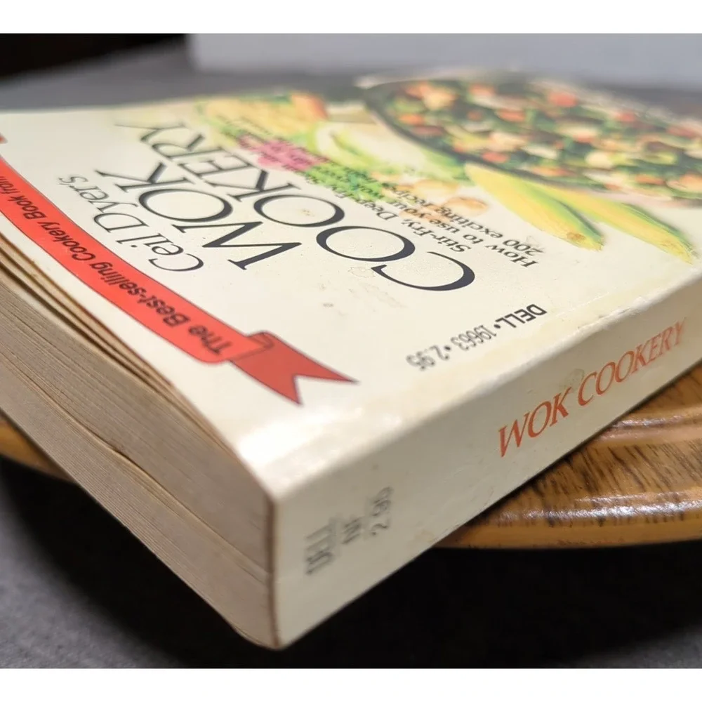 1981‎ Ceil Dyer's Wok Cookery VTG Cookbook Dell Paperback